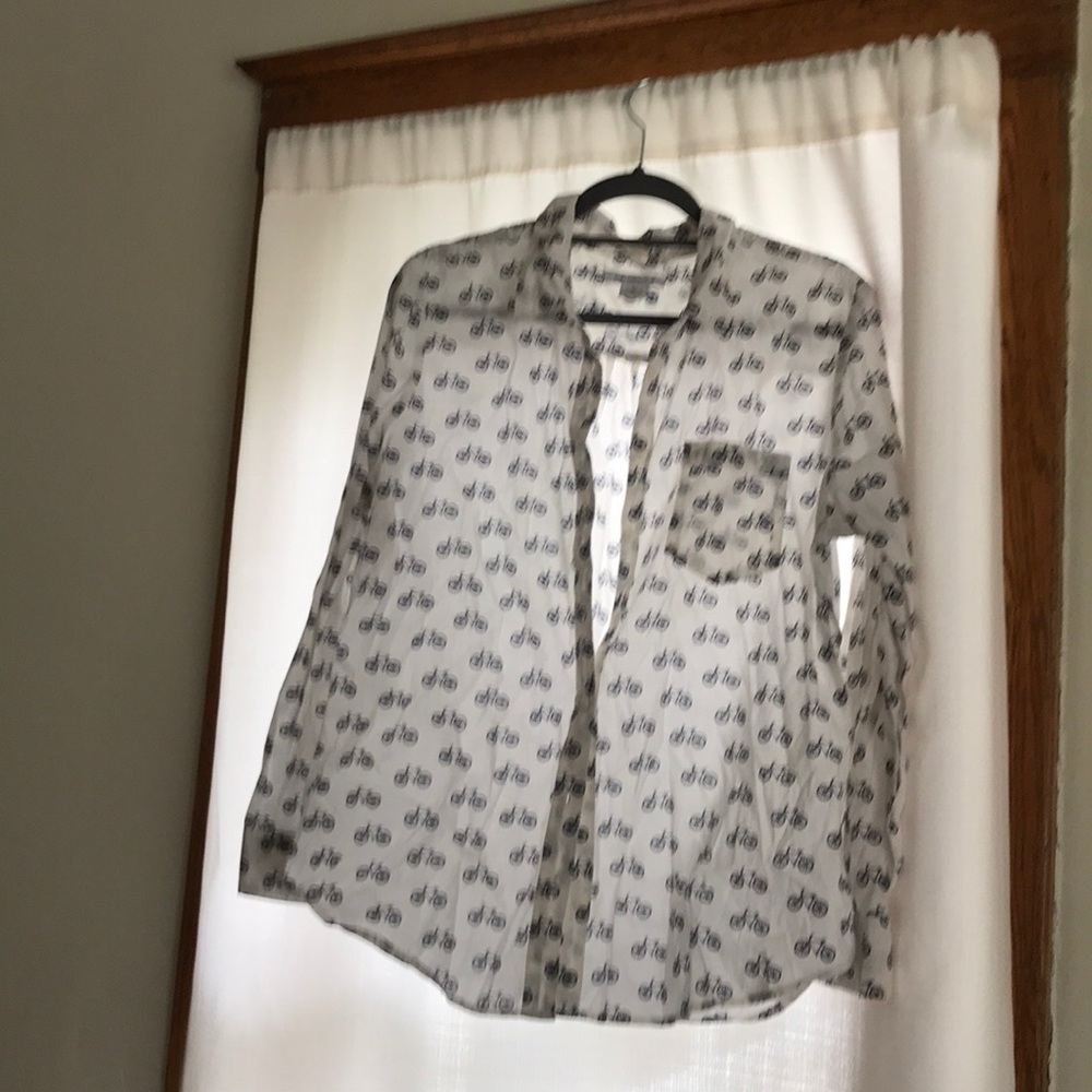 Liz Claiborne Bicycle Print Button Up Blouse